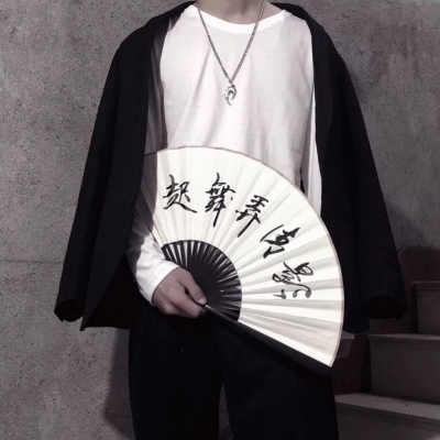 ˧���򵥵�ins������ͷ��