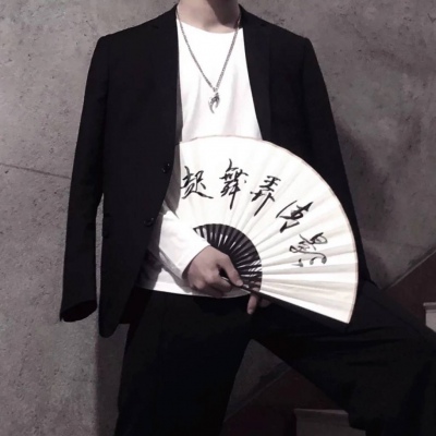 ˧���򵥵�ins������ͷ��