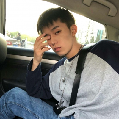 ˧���򵥵�ins������ͷ��