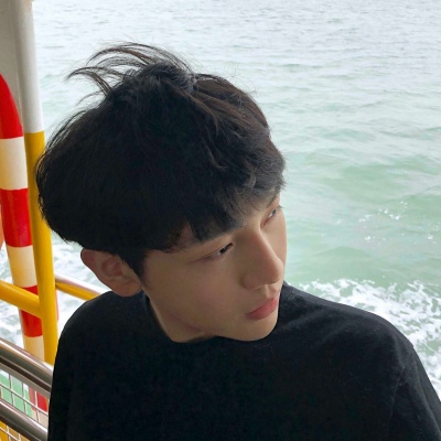 ˧���򵥵�ins������ͷ��