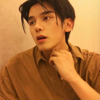 ˧���򵥵�ins������ͷ��