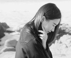 �˸�Ů������ͷ�� �ڰ���Ƭ�ĺڰ׼���