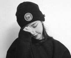 �˸�Ů������ͷ�� �ڰ���Ƭ�ĺڰ׼���