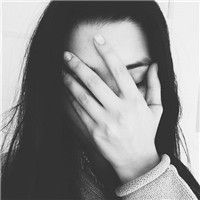 �˸�Ů������ͷ�� �ڰ���Ƭ�ĺڰ׼���