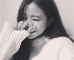 �˸�Ů������ͷ�� �ڰ���Ƭ�ĺڰ׼���