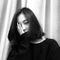 �˸�Ů������ͷ�� �ڰ���Ƭ�ĺڰ׼���