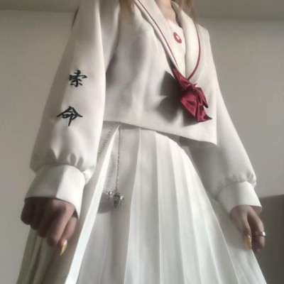 Ů���߰�������΢��ͷ��