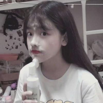 �ɰ�������Ů������ͷ��--İ��������