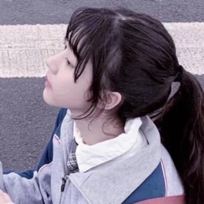 �ɰ�������Ů������ͷ��--İ��������