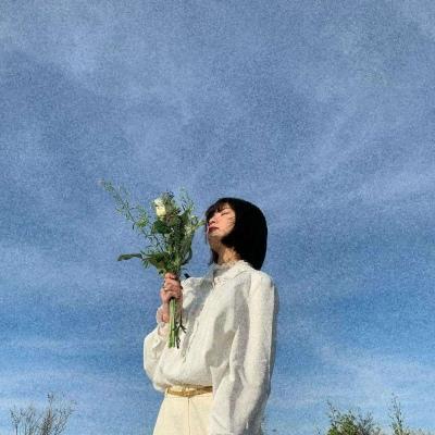 �ɰ�������Ů������ͷ��--İ��������