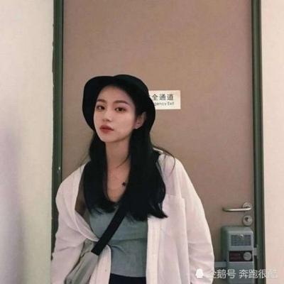 �ɰ�������Ů������ͷ��--İ��������