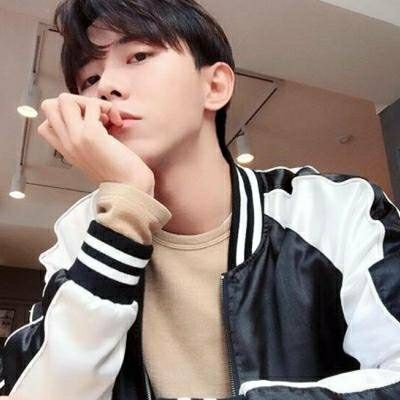 ��ק�����߰�������΢��ͷ��