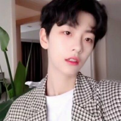 ��ק�����߰�������΢��ͷ��