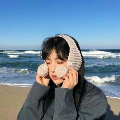 ���߳�����Ů��΢�Ÿ����ͼ