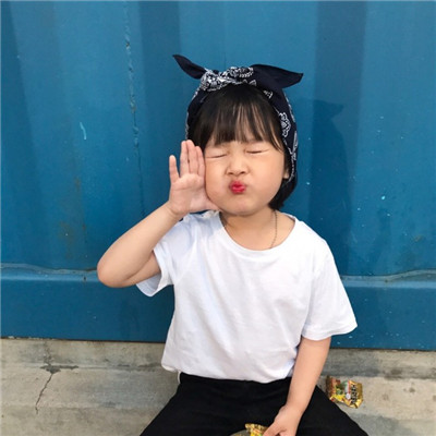 �ɰ��������΢��Ů��ͷ�� С�˰�����