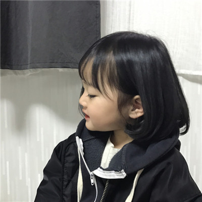 �ɰ��������΢��Ů��ͷ�� С�˰�����