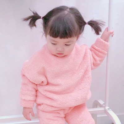 �ɰ��������΢��Ů��ͷ�� С�˰�����