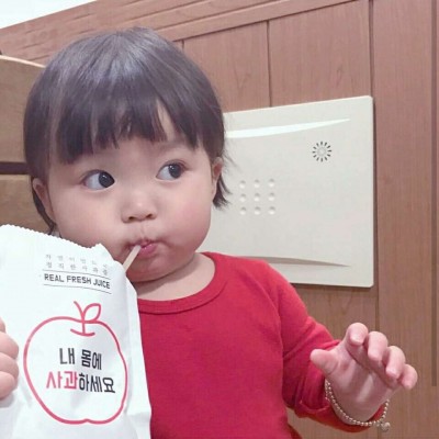 �ɰ��������΢��Ů��ͷ�� С�˰�����