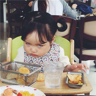 �ɰ��������΢��Ů��ͷ�� С�˰�����