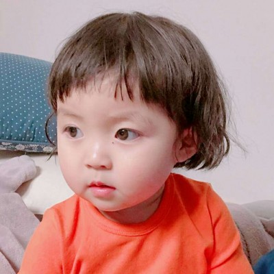 �ɰ��������΢��Ů��ͷ�� С�˰�����