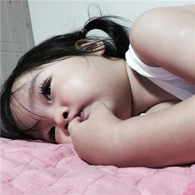 �ɰ��������΢��Ů��ͷ�� С�˰�����