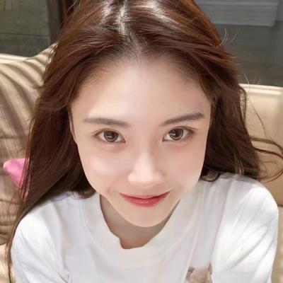 ���Լ򵥵�ʱ��΢��Ů������ͼƬ