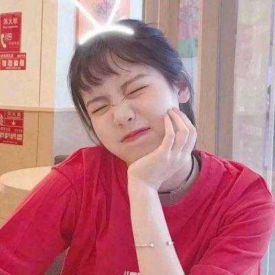 ���Լ򵥵�ʱ��΢��Ů������ͼƬ