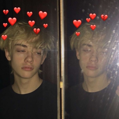 ŷ����������˧���ľ����ſ�ͷ��