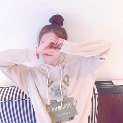 �����ʸ߶�Ů��΢��ͷ��