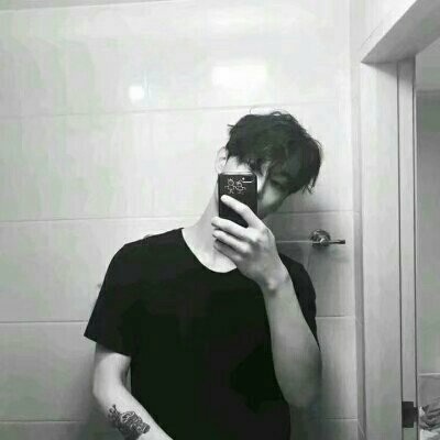 ������������ڰ�ͷ��--û��������