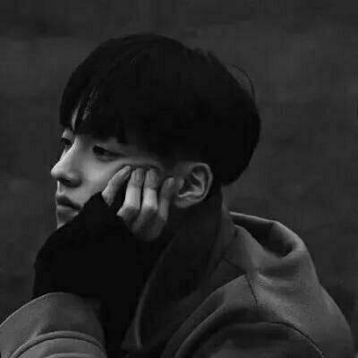 ������������ڰ�ͷ��--û��������