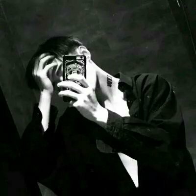 ������������ڰ�ͷ��--û��������