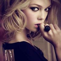 �̷�Ů��ͷ�������©���� �Ұ��̷����Լ�