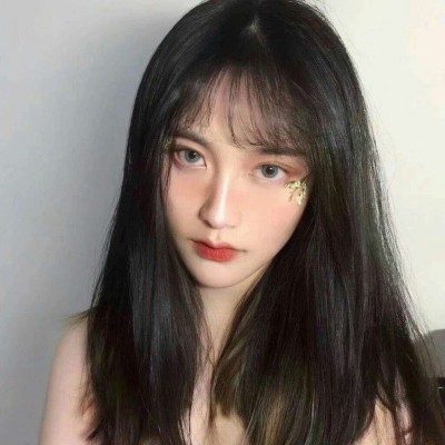 ��˽��Ů��΢��ͷ��