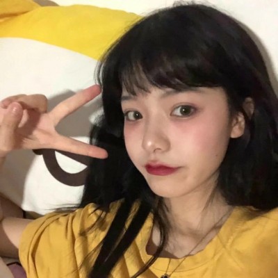 ��˽��Ů��΢��ͷ��