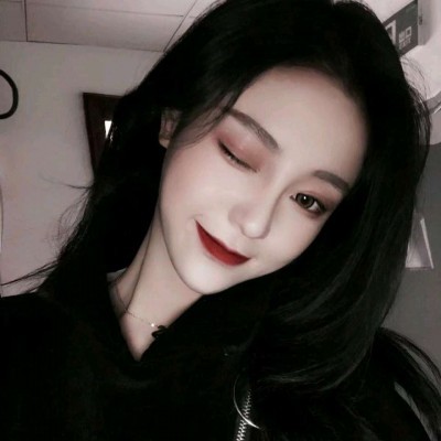 �����ﱻ˼��Χ�Ƶ�Ů��ͼƬ