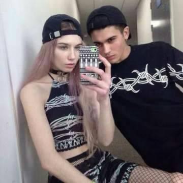 ���ʷ����߶�����ͷ��ŷ��