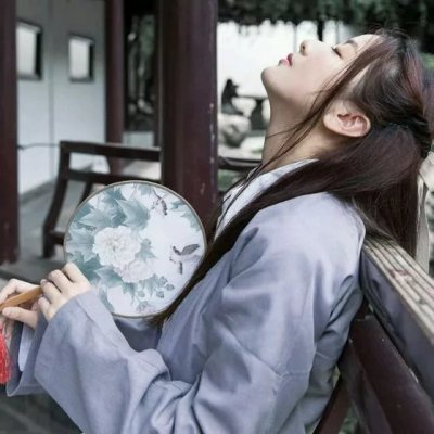 ���Ը��Ψ����Ů��ͷ��--����ɰ�