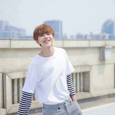 ���ռα���˧��������ż��--������