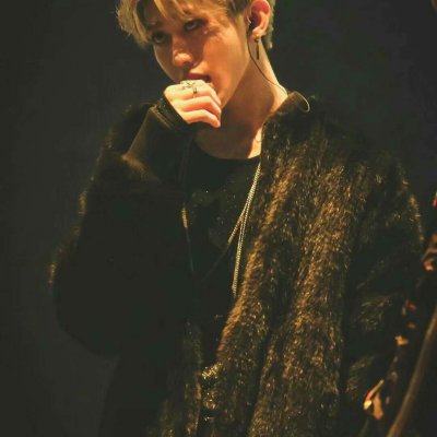 ���ռα���˧��������ż��--������