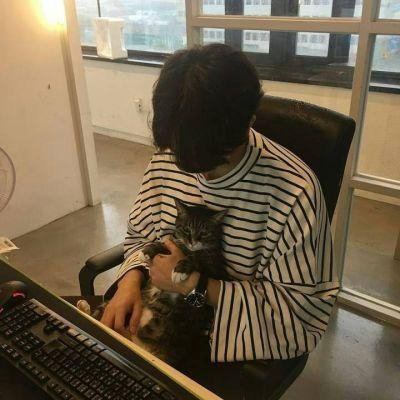 ϲ�������˧��ů��ͷ������ϵ Ϊ�˰��� �޹�Ц��