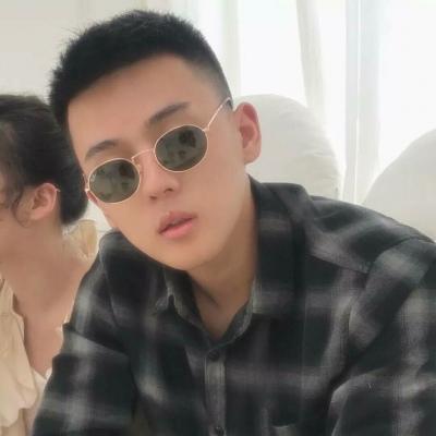 ��Ϸ����ר���ĸ��԰�������ͷ��