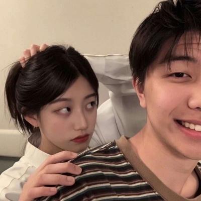 ��Ϸ����ר���ĸ��԰�������ͷ��