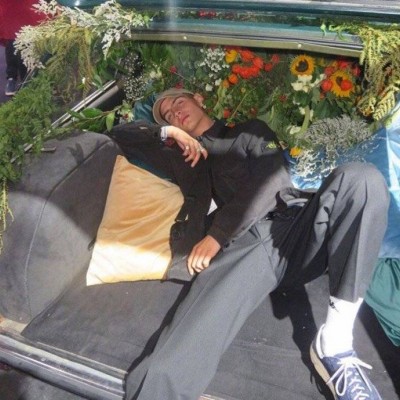 ŷ����������������ͷ��