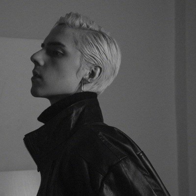 ŷ����������������ͷ��