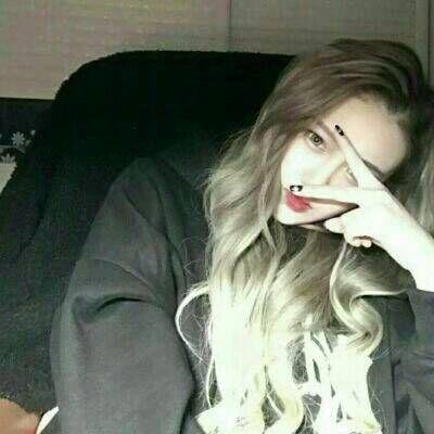 ��������Ů��ͷ��