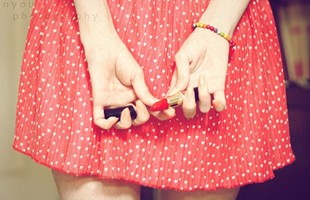 幸福甜蜜的爱情QQ网名大全:き半颗糖﹏也甜蜜゛