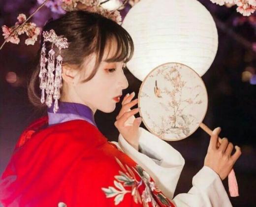 �ŷ�Ψ��ʫ������ ��ϲ����һ��