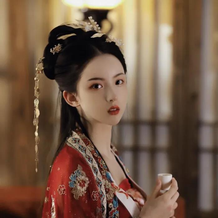 ����Į�ŷ�����Ů��ī���������¥-�ɰ���