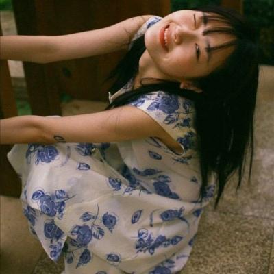 С��Ů�õļ�̿ɰ����ִ��ȳ�����˼-�ɰ���